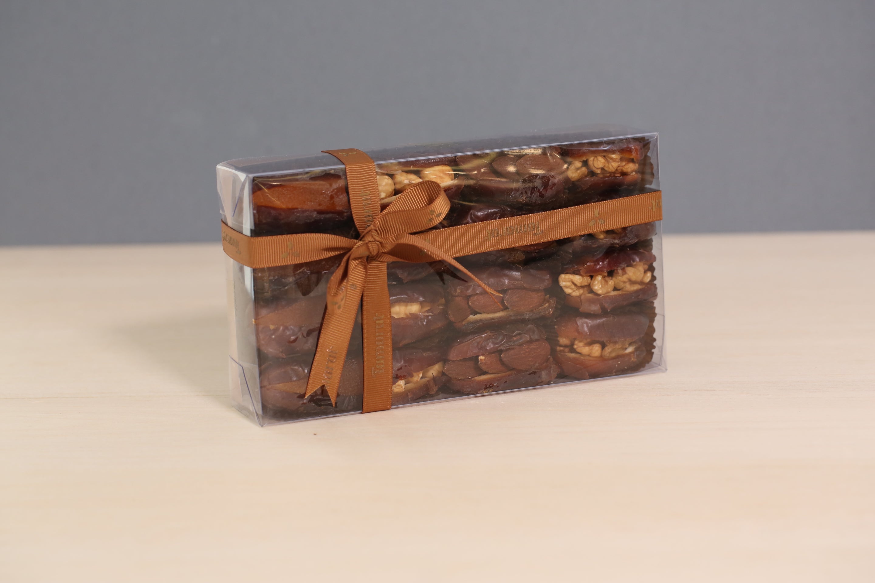 Assorted Filled Dates (Small)